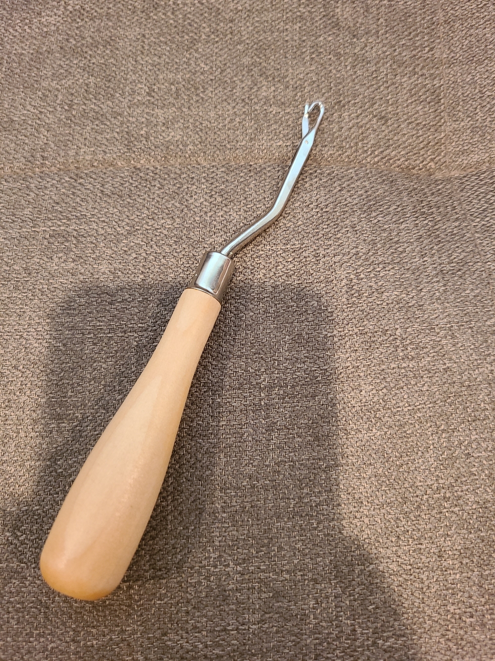Wooden Handle Latch Hook